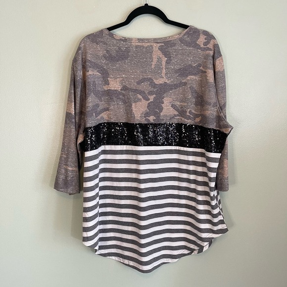 L&B Tunic 2X Plus Camou Sequins Stripe Colorblock Pullover Elbow Sleeve Gray NWT - Picture 2 of 6
